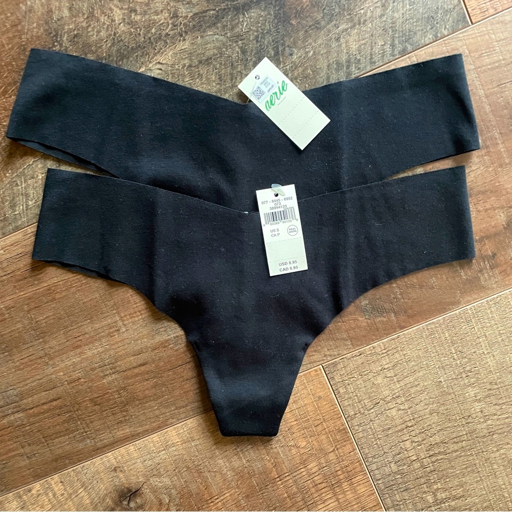 NWT Aerie superchill thongs